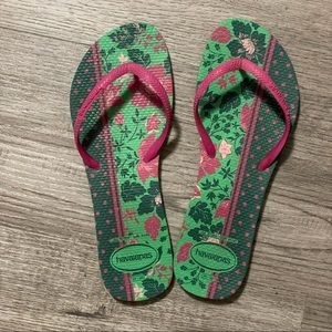 💐Make me an offer💐 Floral Havaianas